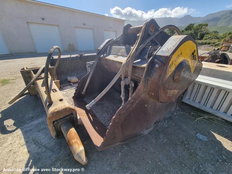 Photo MB BF120 POUR PELLE DE 30-35 TONNES BF120  image 1/3