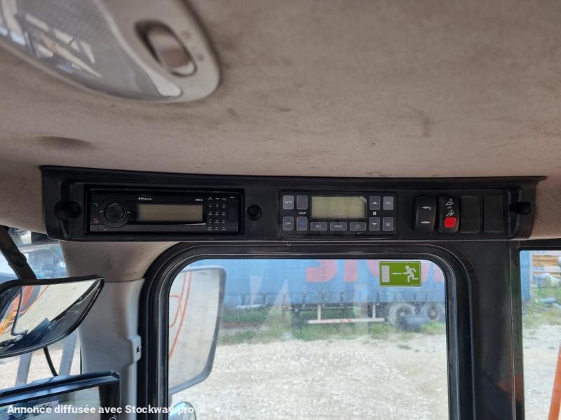 Photo Doosan DL300  image 8/12