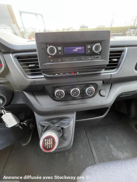 Photo Renault Trafic L2H1 image 8/10