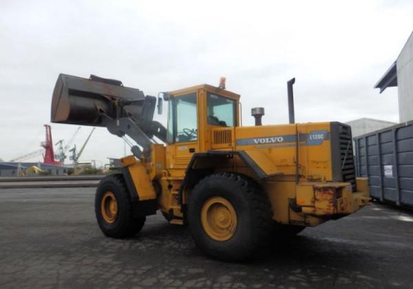 Photo Volvo L120C  image 3/6