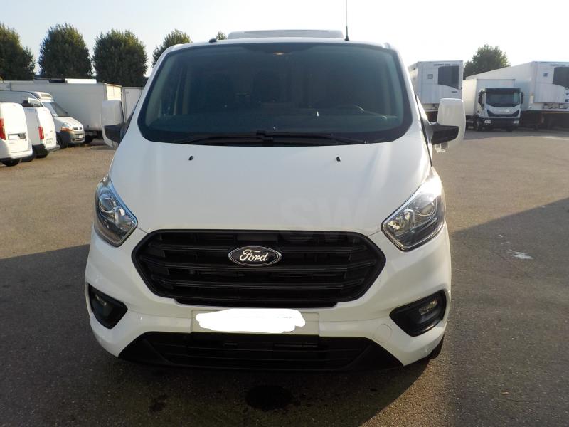 Utilitario Ford Custom L2H1