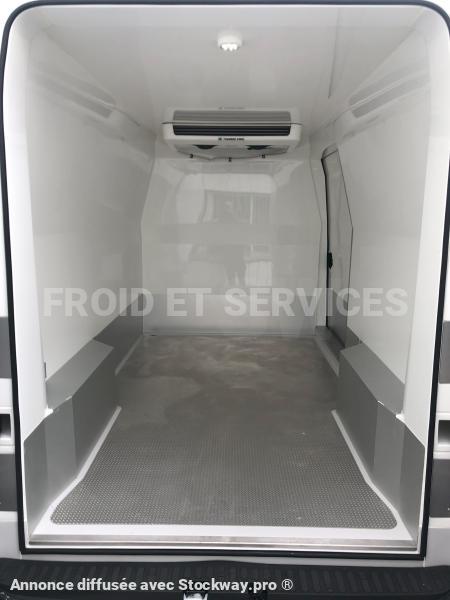 Photo Nissan Interstar L2H2 150 image 3/4