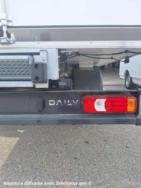 Photo Iveco Daily 35C18 image 7/7