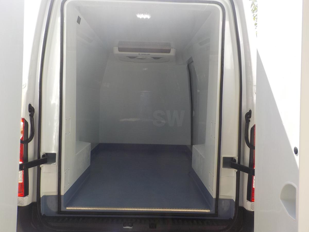 Transporter/LKW  Renault Master Traction