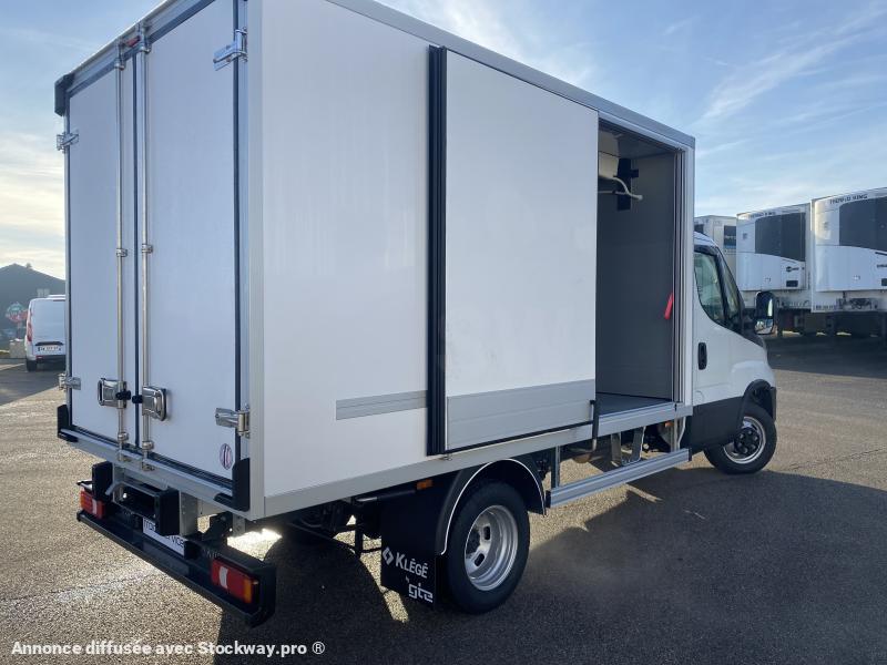 Photo Iveco Daily 35C16 image 2/4