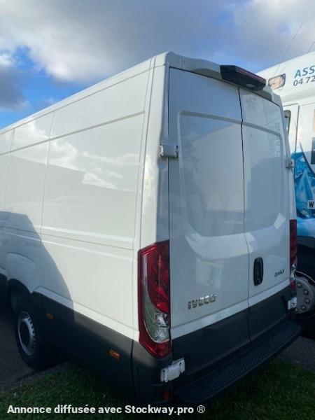 Photo Iveco Daily 35C16 image 2/3