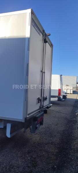 samochód dostawczy Renault Master