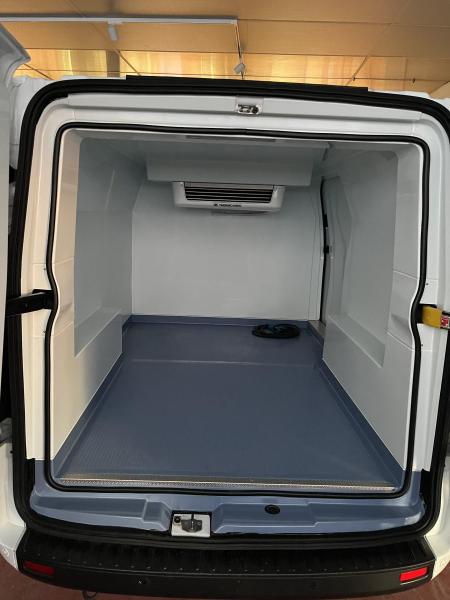 samochód dostawczy Ford Custom