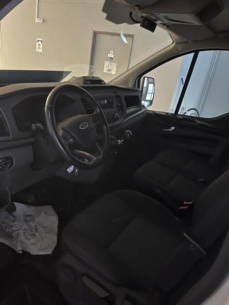 samochód dostawczy Ford Custom