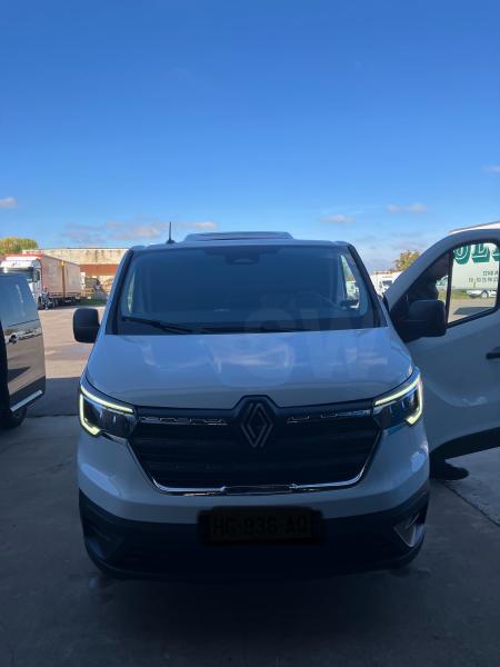 Bedrijfswagen Renault Trafic 2,0L DCI