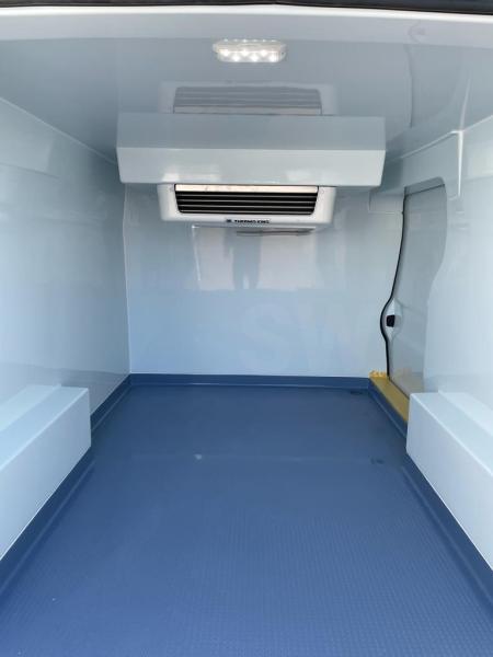 Bedrijfswagen Renault Trafic 2,0L DCI