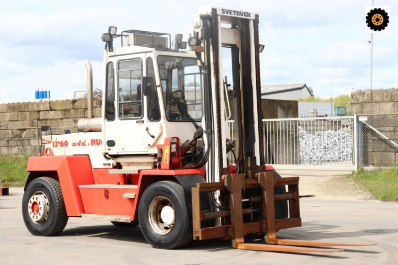 Carrello elevatore per grandi portate Svetruck 13.660-35