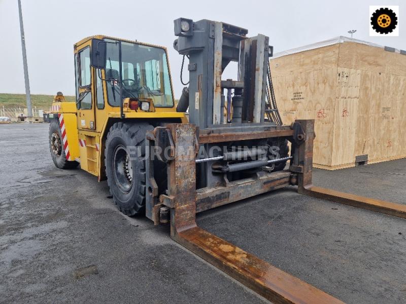 Carretilla elevadora gran tonelaje Kalmar DCB32 RoRo