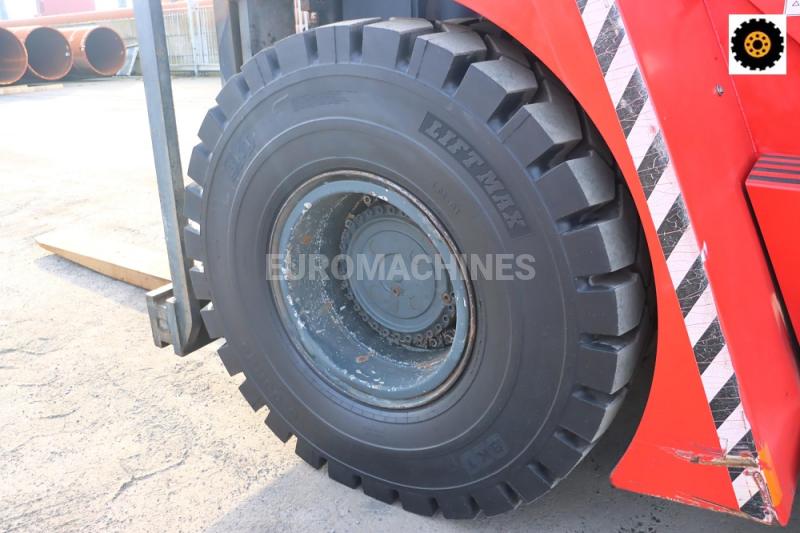 Chariot élévateur gros tonnage SMV 28-1200B