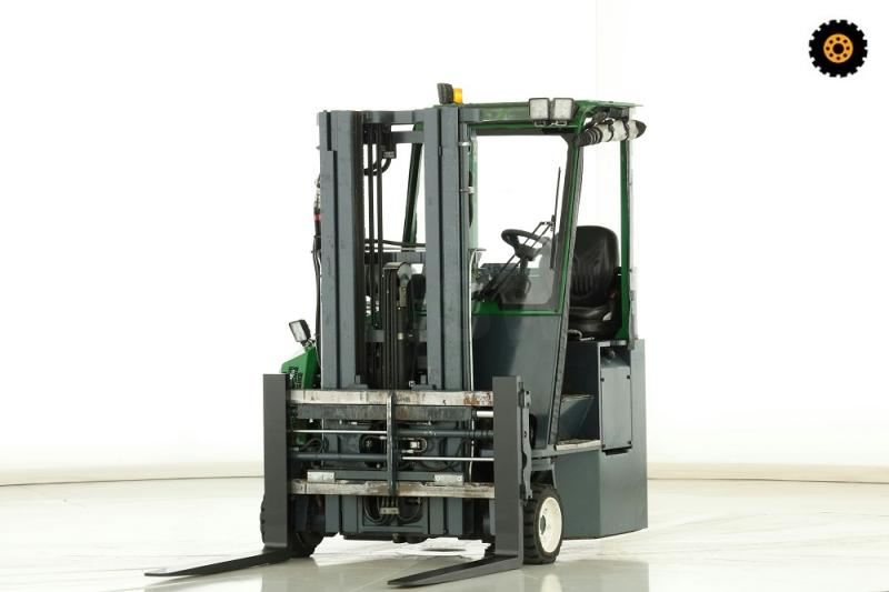 carretilla multidireccional Combilift C-3000-CB