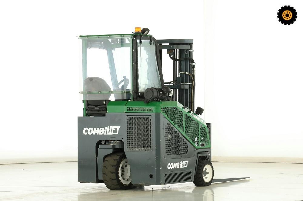 Chariot multidirectionnel Combilift CB-3000