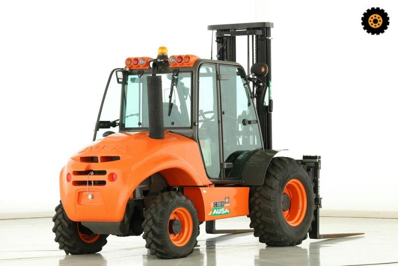 Chariot tout-terrain Ausa C-350-HX-4