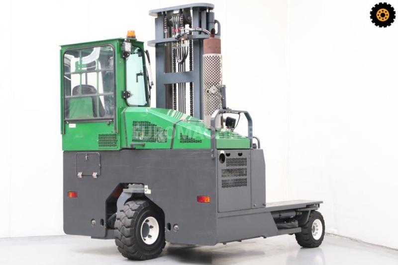 multi directional forklift Combilift C-4000