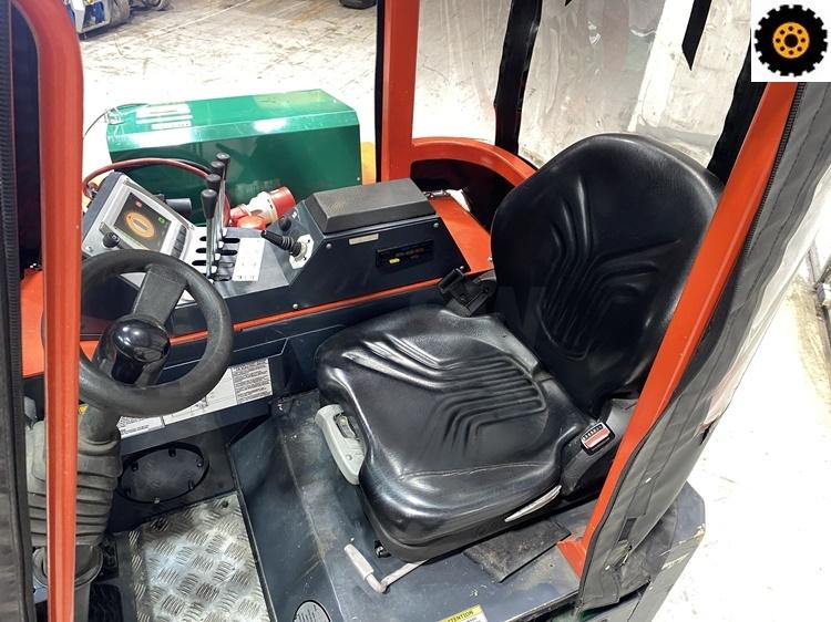 Wózek wielokierunkowy Combilift CBE2500