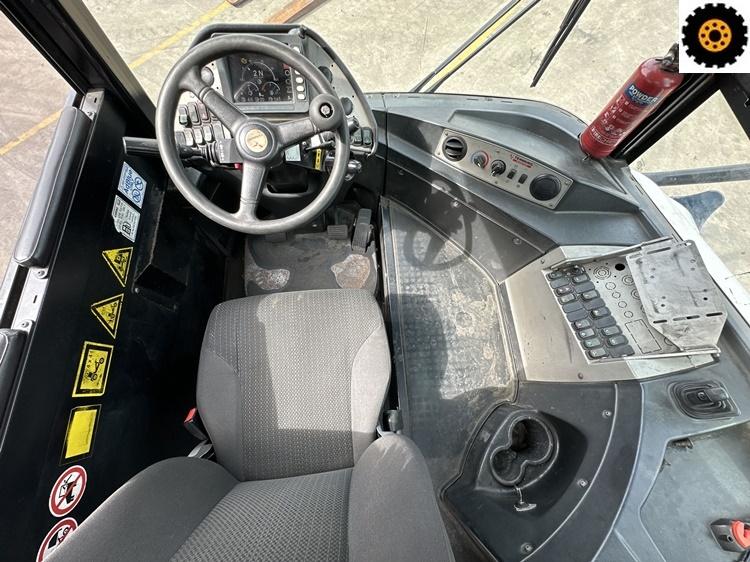 Tracteur de manutention Terberg RT283