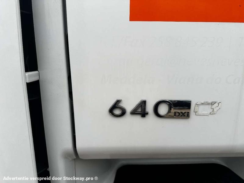 Photo Renault Premium 460 DXI 4X2 Tractor-unit Retarder image 15/18