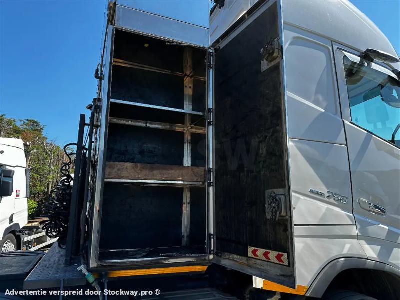 Photo Volvo FH16 16750 8X4 Tractor-unit Push-pull 180T Retarder Top condition image 10/26