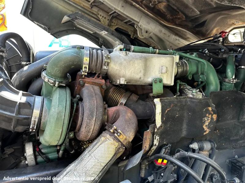 Photo Volvo FH16 16750 8X4 Tractor-unit Push-pull 180T Retarder Top condition image 23/26