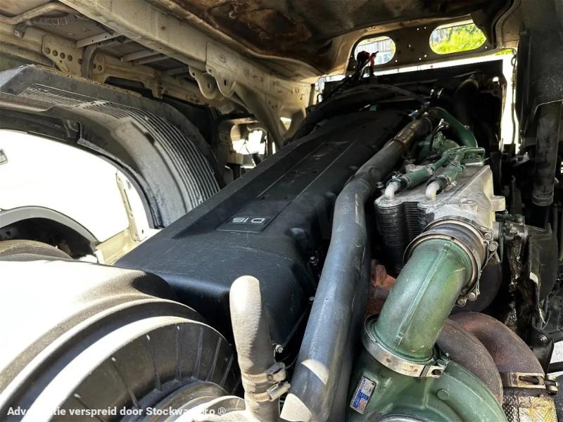 Photo Volvo FH16 16750 8X4 Tractor-unit Push-pull 180T Retarder Top condition image 24/26