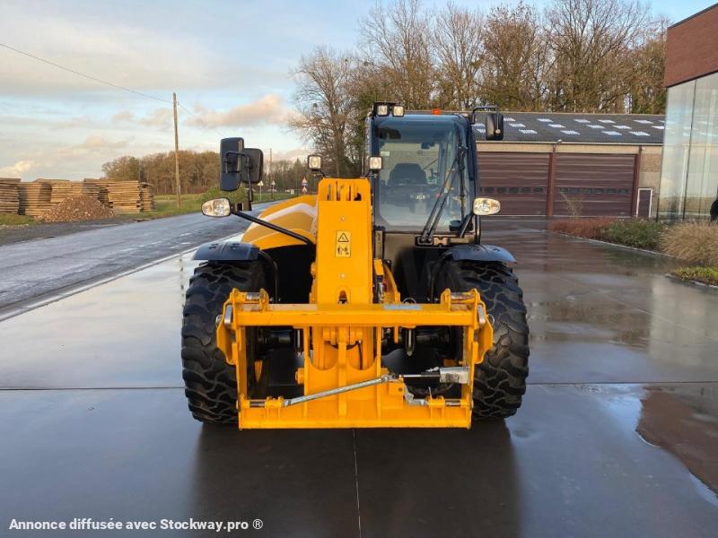 Photo Jcb 542 70 Agri Super Powershift 6 vitesses  image 2/11