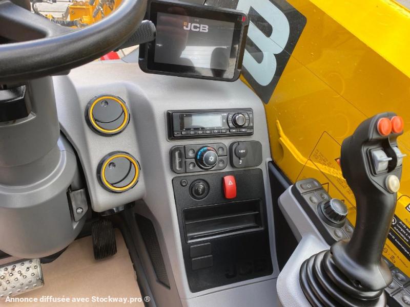 Photo Jcb 542 70 Agri Super Powershift 6 vitesses  image 7/11