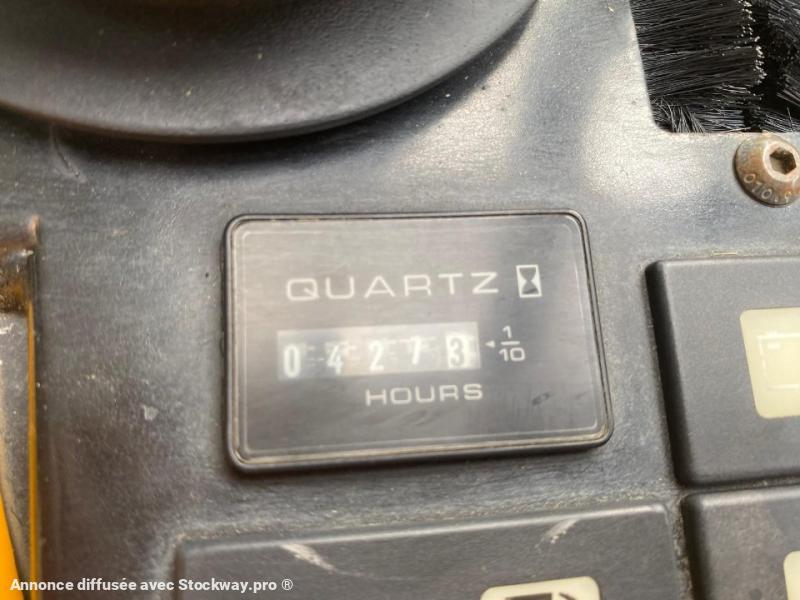 Photo Jcb 8008 + 3 godets  image 7/10