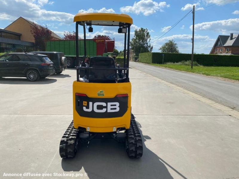 Jcb 182-1 + 3 godets 
