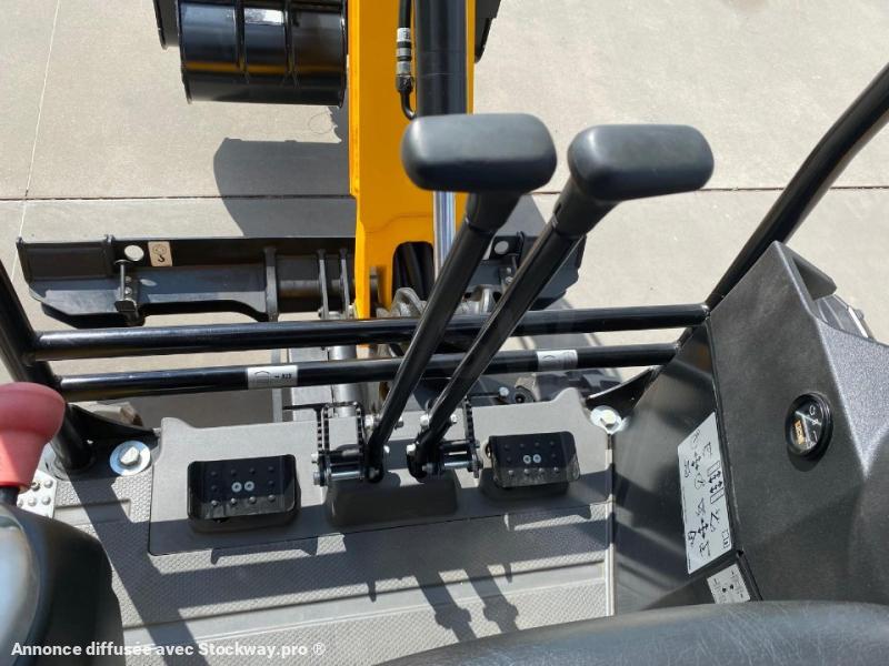 Photo Jcb 182-1 + 3 godets  image 10/12