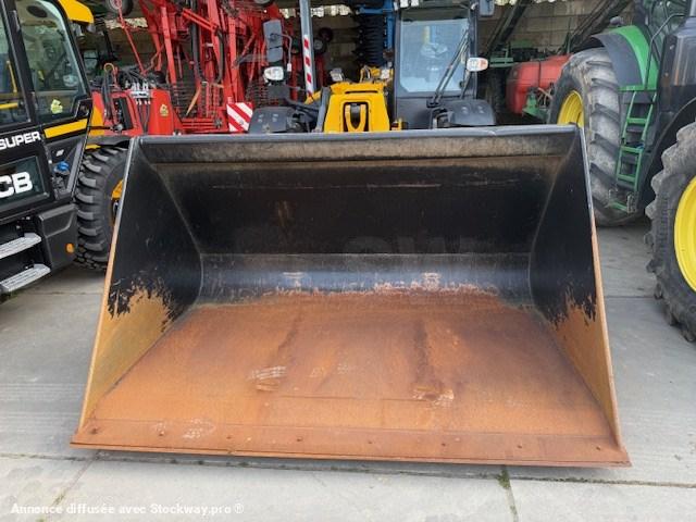 JCB 3200 litres 2.6 m Qfit 