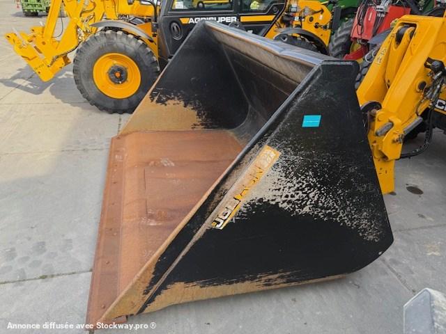 Photo JCB 3200 litres 2.6 m Qfit  image 3/15