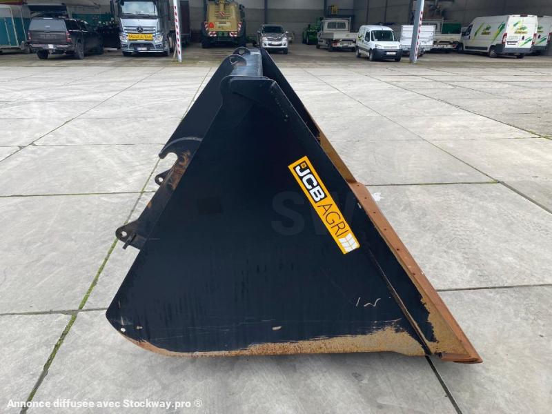Photo JCB 3200 litres 2.6 m Qfit  image 4/15