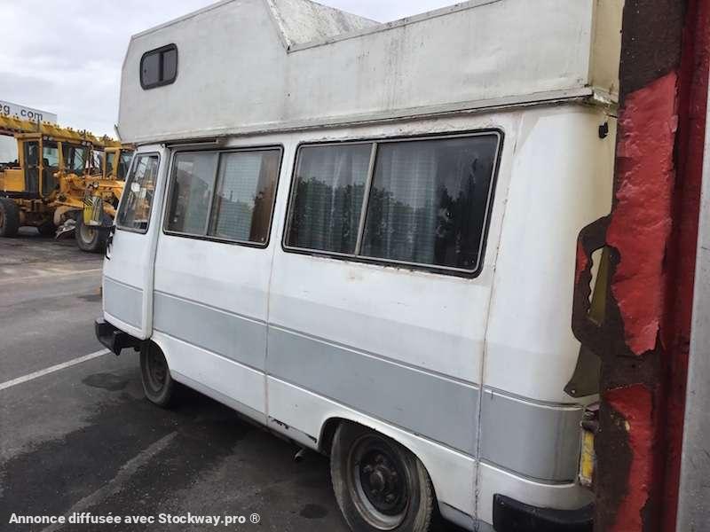 Photo Peugeot J9  image 3/17