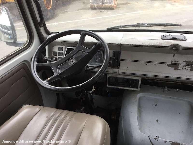 Photo Peugeot J9  image 5/17