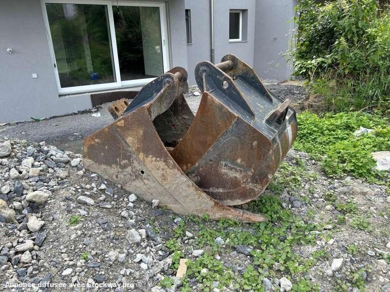 Photo Jcb JZ140LC MACHINE SUISSE  image 14/14