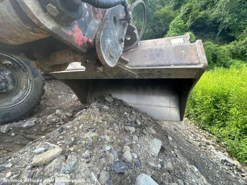 Photo Jcb JZ140LC MACHINE SUISSE  image 8/14