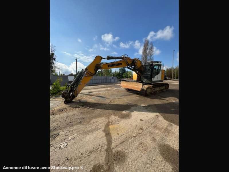 Photo Liebherr R926 COMPACT  image 2/10