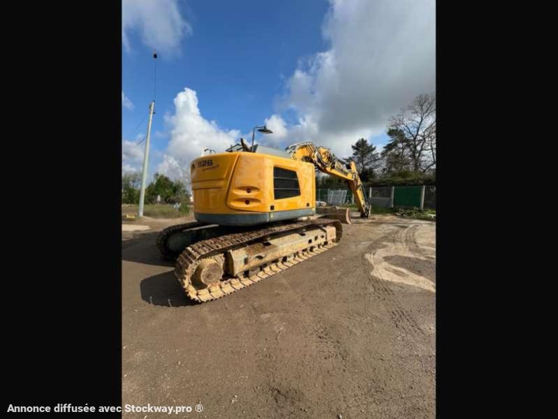 Photo Liebherr R926 COMPACT  image 4/10