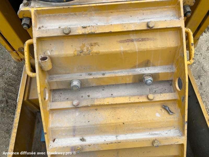 Photo Rubble Master A PERCUSSION MOBILE PAR AMPLI-ROLL RM50 MACHINE SUISSE  image 26/51