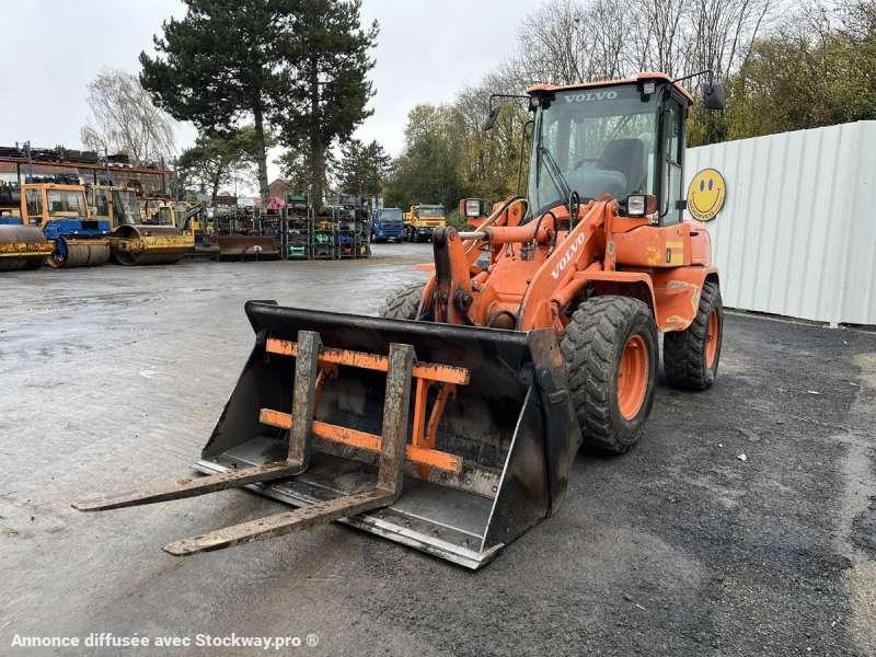Photo Volvo L30G  image 2/44