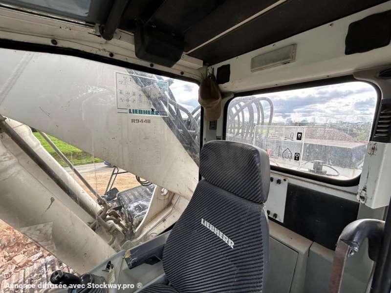 Photo Liebherr R944B HDSL  image 26/51