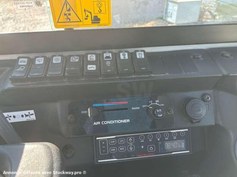 Photo Takeuchi TB235-2  image 5/9