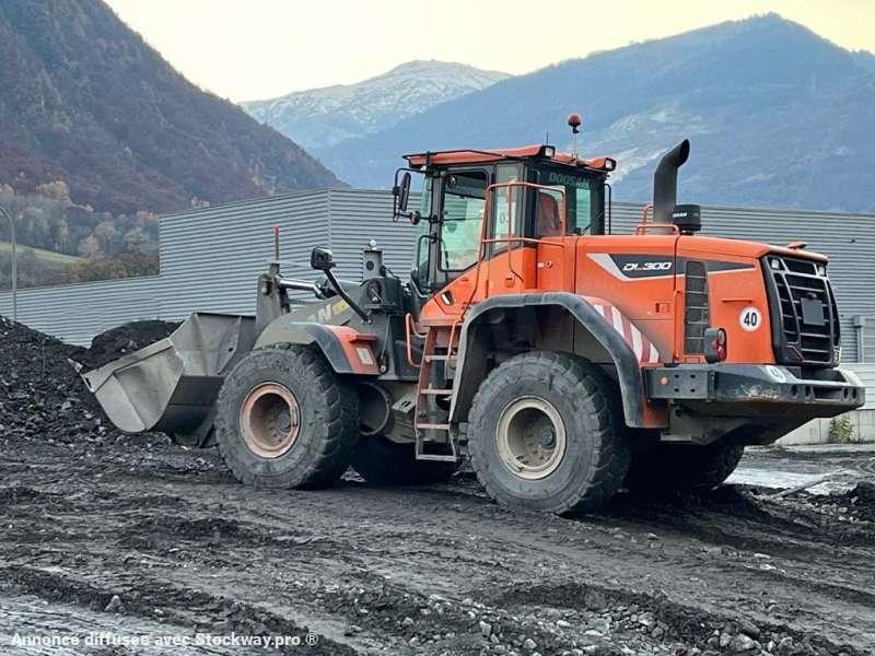 Photo Doosan DL300  image 1/9