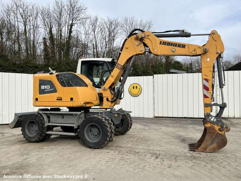 Liebherr A910 COMPACT LITRONIC 