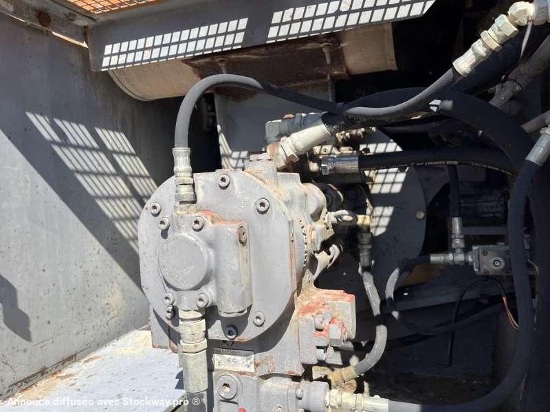 Photo Hitachi UH073  image 29/51