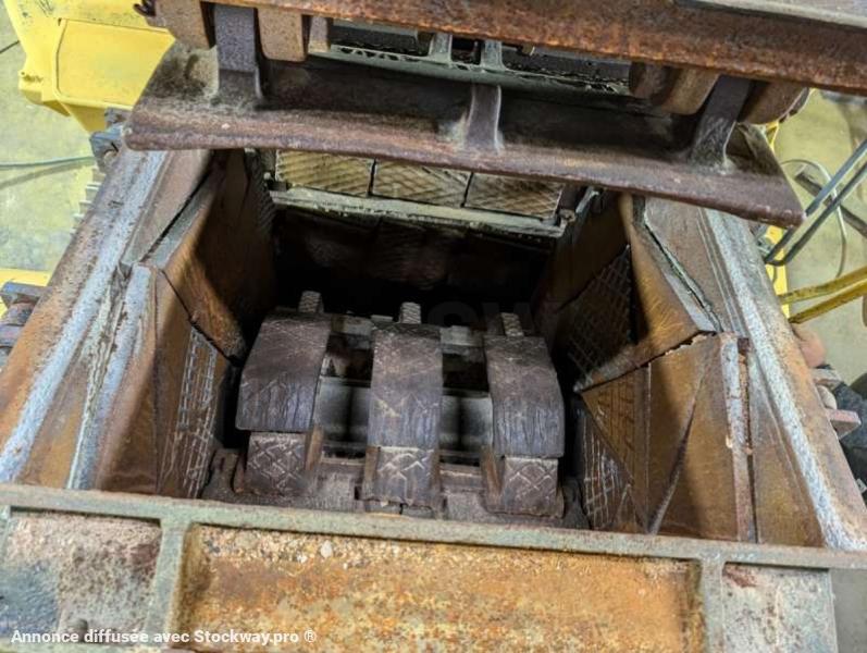 Photo Komatsu A PERCUSSION BR100R  image 44/51